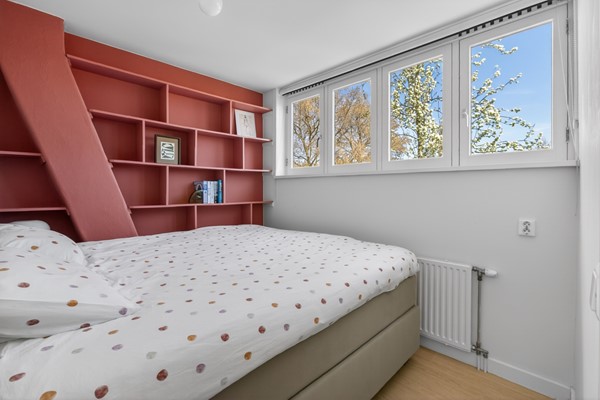 Medium property photo - Distelweg 60, 1031 HG Amsterdam